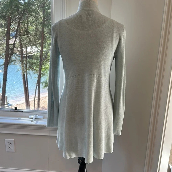 Gorgeous Eileen Fisher Linen Cardigan, Size XS, Like New - Picture 5 of 8